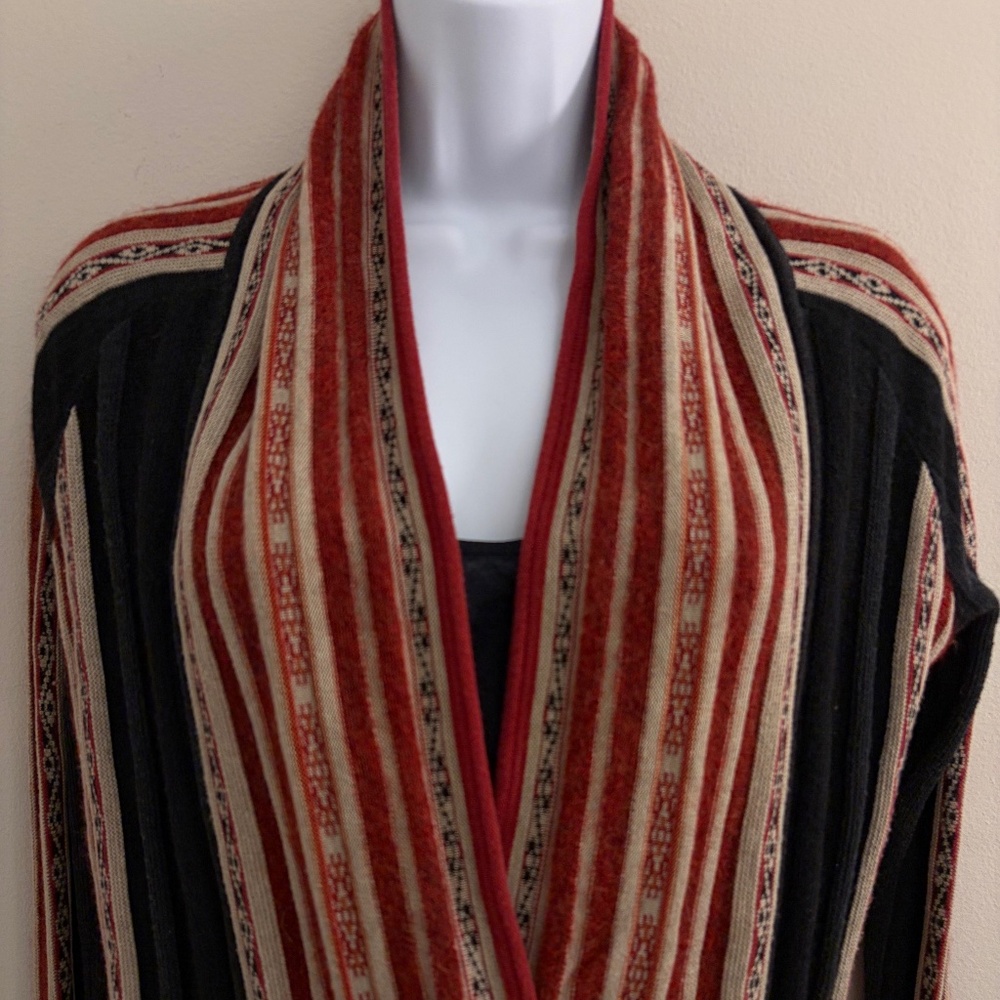 Peruvian Connection Cardigan Size S - Picture 3 of 5